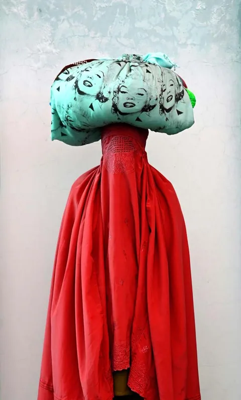 Work by Amna Yaseen, plate 5